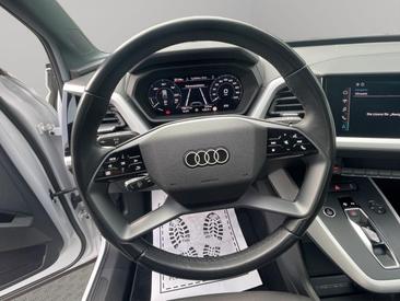 Audi Q4 E-tron 40 E-tron — photo 11