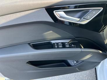 Audi Q4 E-tron 40 150 KW — photo 16