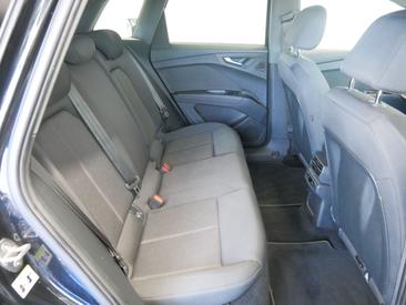 Audi Q4 E-tron 45 E-tron Quattro — photo 8