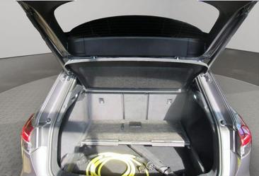Audi Q4 E-tron 45 E-tron Quattro — photo 4