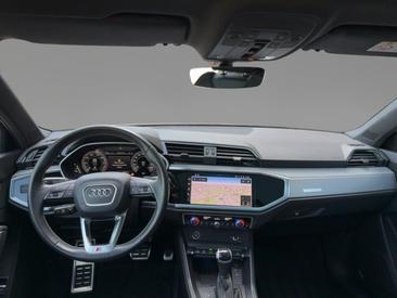 Audi Q3 TFSI E 45 TFSI E S Tronic — photo 10