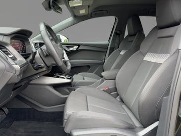 Audi Q4 E-tron 40 E-tron — photo 8