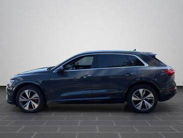 Audi Q8 E-tron Advanced 50 E-tron Quattro — photo 7