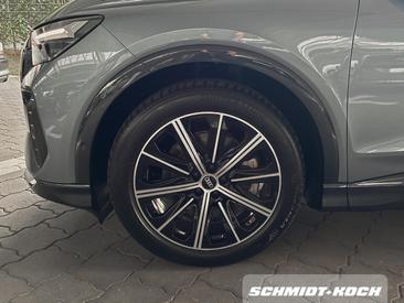Audi Q4 E-tron 50 Quattro 220 KW — photo 8