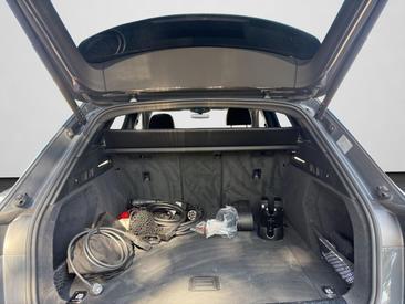 Audi Q8 E-tron Advanced 50 E-tron Quattro — photo 15