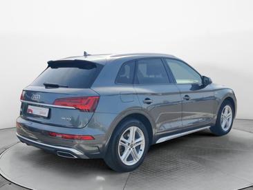 Audi Q5 35 TDI S Tronic — photo 8
