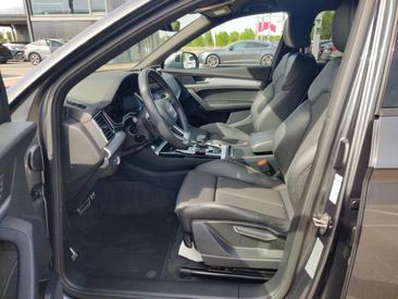 Audi Q5 35 TDI S Tronic — photo 9
