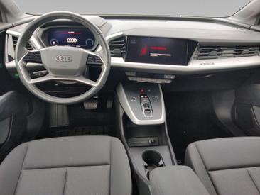 Audi Q4 E-tron 40 E-tron — photo 13