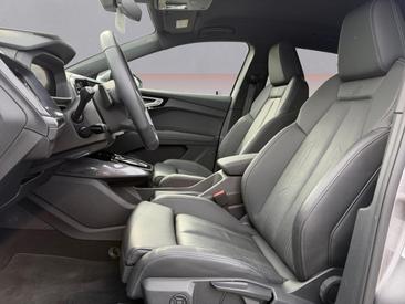 Audi Q4 E-tron 40 E-tron — photo 9