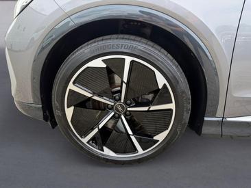 Audi Q4 E-tron 40 E-tron — photo 14