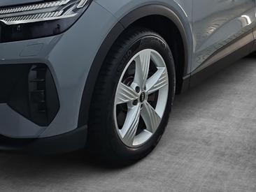 Audi Q4 E-tron 40 E-tron — photo 4