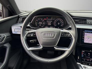 Audi E-tron 55 Quattro — photo 11