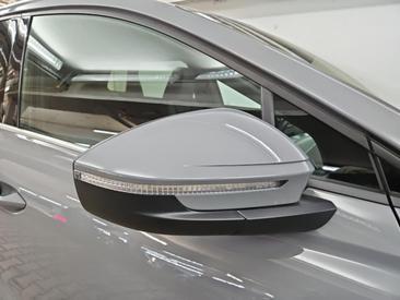 Audi Q4 E-tron 40 E-tron — photo 17