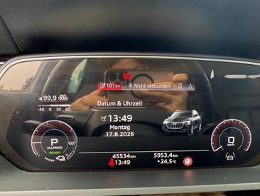 Audi E-tron 55 Quattro — photo 12