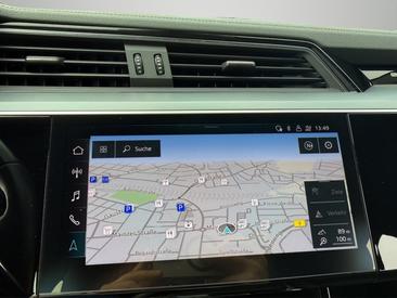 Audi E-tron 55 Quattro — photo 14