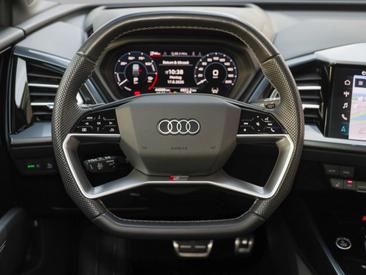 Audi Q4 E-tron 50 E-tron Quattro — photo 17
