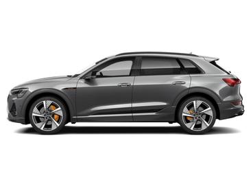 Audi E-tron 55 Quattro — photo 4