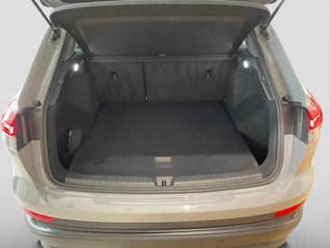 Audi Q4 E-tron 40 E-tron — photo 11