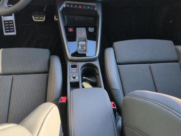 Audi S3 Sportback TFSI Quattro S Tronic — photo 11