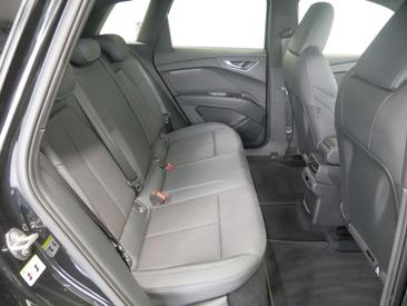 Audi Q4 E-tron 40 E-tron — photo 8