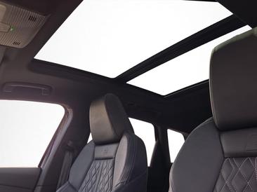 Audi Q4 E-tron 45 E-tron Quattro — photo 10
