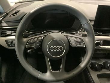 Audi A4 Avant 40 TFSI S Tronic — photo 16