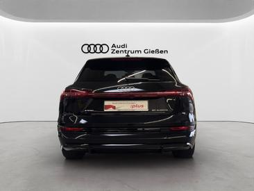 Audi E-tron 50 Quattro — photo 5