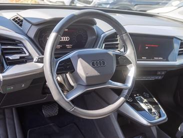 Audi Q4 E-tron 40 E-tron — photo 13