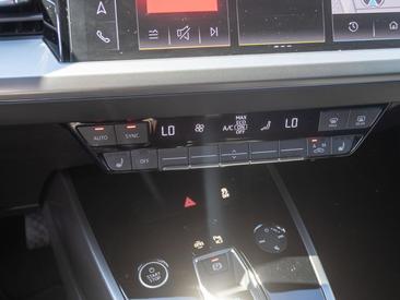 Audi Q4 E-tron 40 E-tron — photo 17