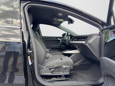Audi Q4 Sportback E-tron 35 E-tron — photo 4