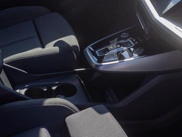 Audi Q4 E-tron 40 E-tron — photo 25