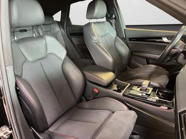 Audi Q5 Sportback 35 TDI S Tronic — photo 4