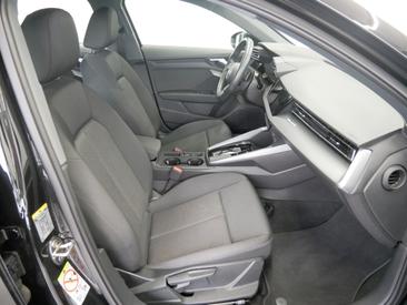Audi A3 Sportback 35 TFSI S Tronic — photo 9