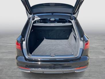 Audi A4 Avant S Line 35 TFSI S Tronic — photo 12