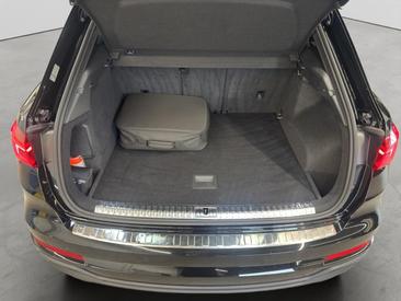Audi Q3 TFSI E 45 TFSI E S Tronic — photo 6
