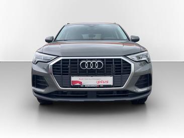 Audi Q3 TFSI E 45 TFSI E S Tronic — photo 2