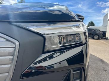 Audi Q4 E-tron 35 E-tron — photo 4