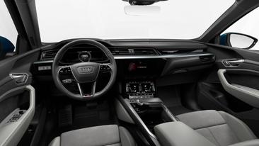 Audi E-tron 50 Quattro — photo 8