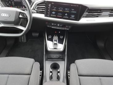 Audi Q4 E-tron 35 E-tron — photo 21