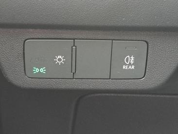 Audi Q4 E-tron 35 E-tron — photo 28