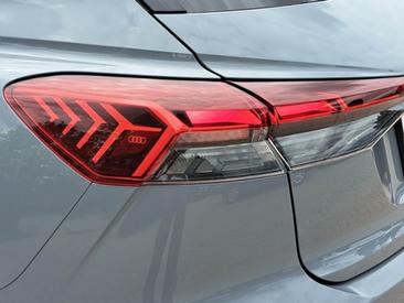 Audi Q4 E-tron 35 E-tron — photo 29