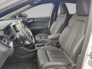 Audi Q4 Sportback E-tron 50 E-tron Quattro — photo 12