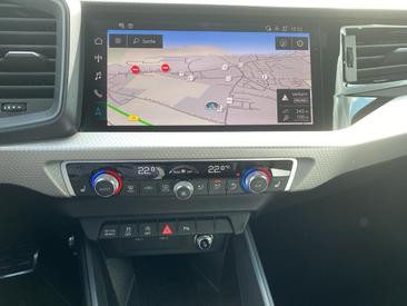 Audi A1 Sportback 40 TFSI — photo 16