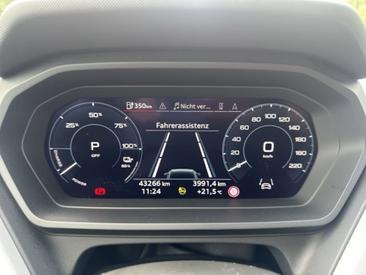 Audi Q4 E-tron 40 E-tron — photo 13
