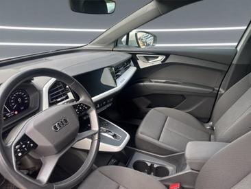 Audi Q4 E-tron 40 E-tron — photo 14
