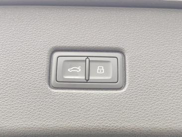 Audi SQ5 Sportback TDI Tiptronic — photo 21