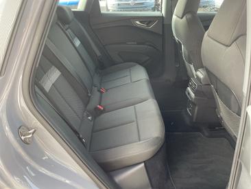 Audi Q4 E-tron 40 E-tron — photo 8