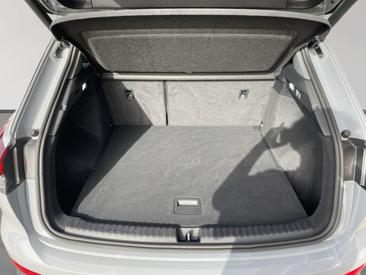 Audi Q4 E-tron 40 E-tron — photo 9