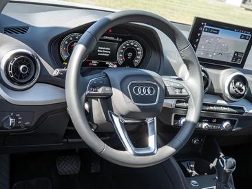 Audi Q2 Advanced 35 TFSI S Tronic — photo 7