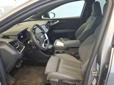 Audi Q4 E-tron 40 E-tron — photo 7
